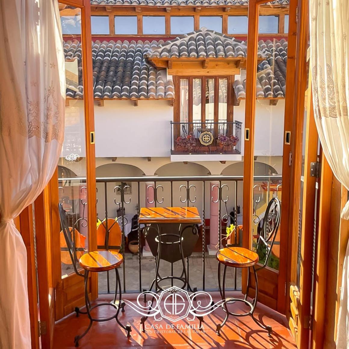 Hotel Casa De Familia De San Cristobal Сан-Крістобаль-де-лас-Касас Екстер'єр фото