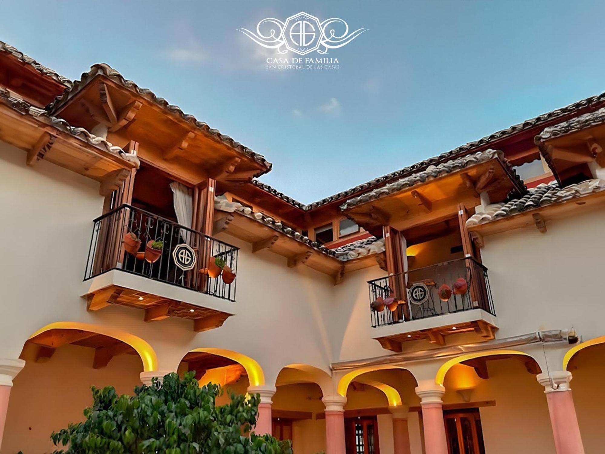Hotel Casa De Familia De San Cristobal Сан-Крістобаль-де-лас-Касас Екстер'єр фото